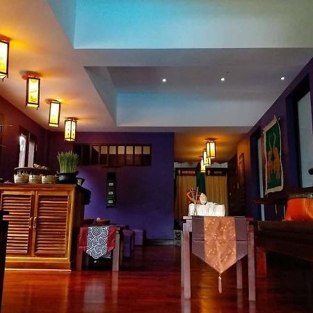 Capital Hotel Λουάνγκ Πραμπάνγκ Εξωτερικό φωτογραφία